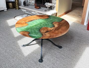 Round Sycamore Coffee Table With Green Resin