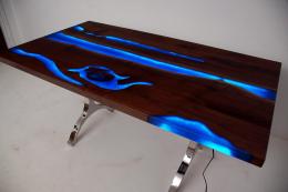 Blue River Walnut Dining Room Table With LED Lights 9