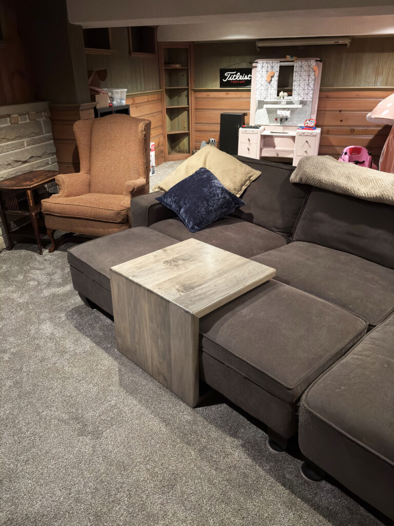 http://Multipurpose%20Maple%20Sofa%20Table%2010